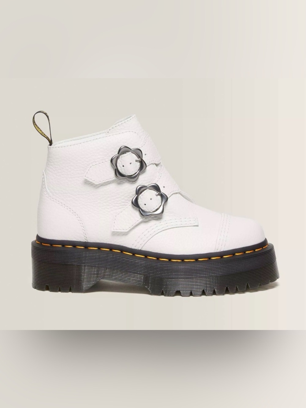 Dr Martens DEVON FLOWER BUCKLE LEATHER PLATFORM BOOTS women’s size 8 EUC